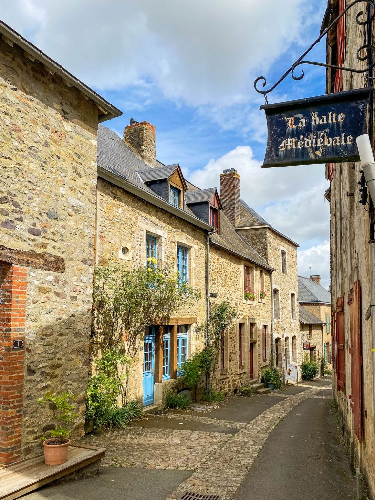 Découvrir SainteSuzanne & les Coëvrons My Little Pipe Dream